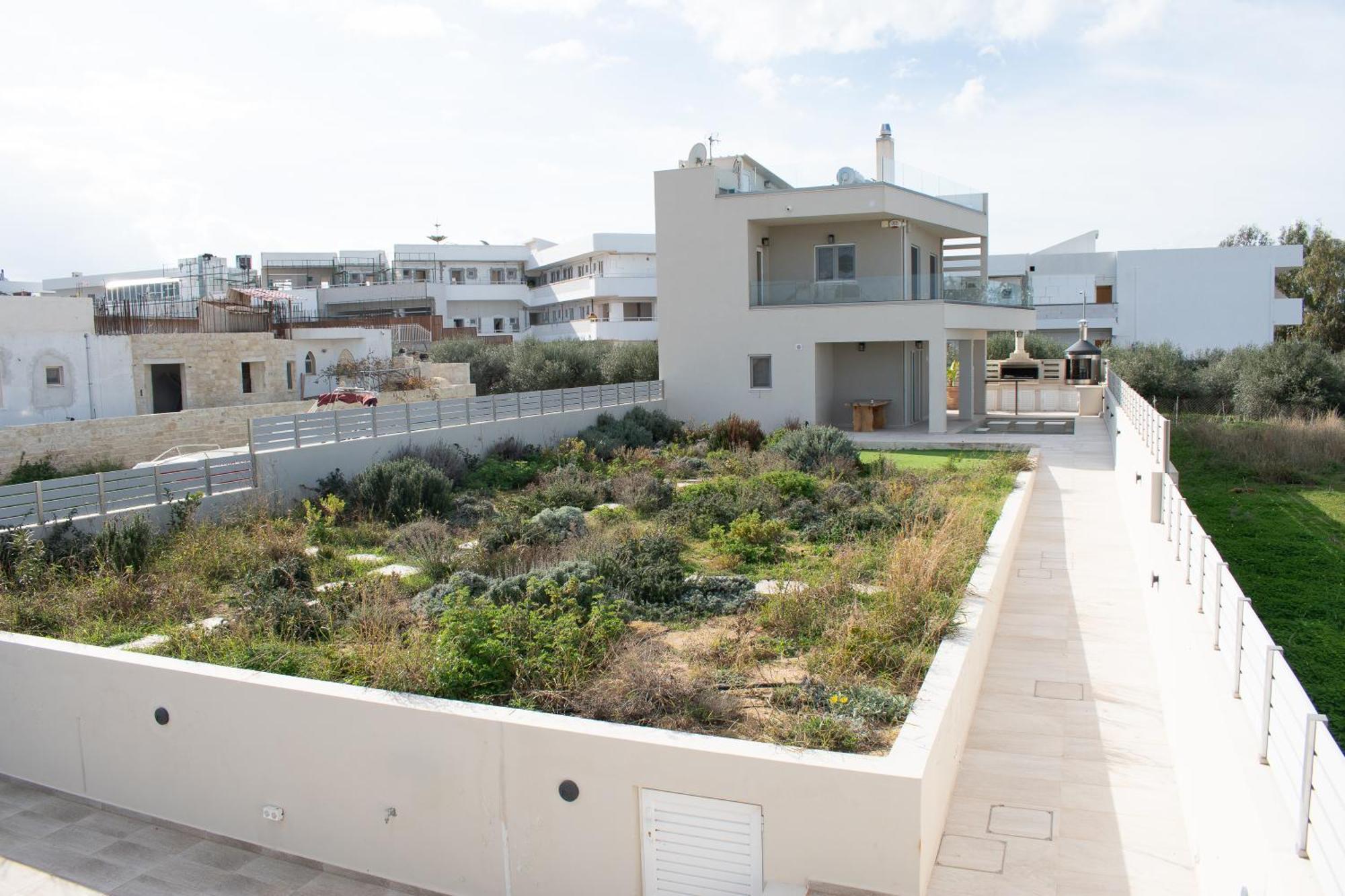 Villa Constantino With Heated Pool Kato Gouves Exterior foto